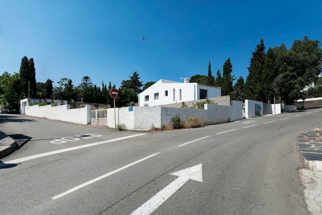 Apartamento Luminoso En El Centro De Cadaques Luaran gambar
